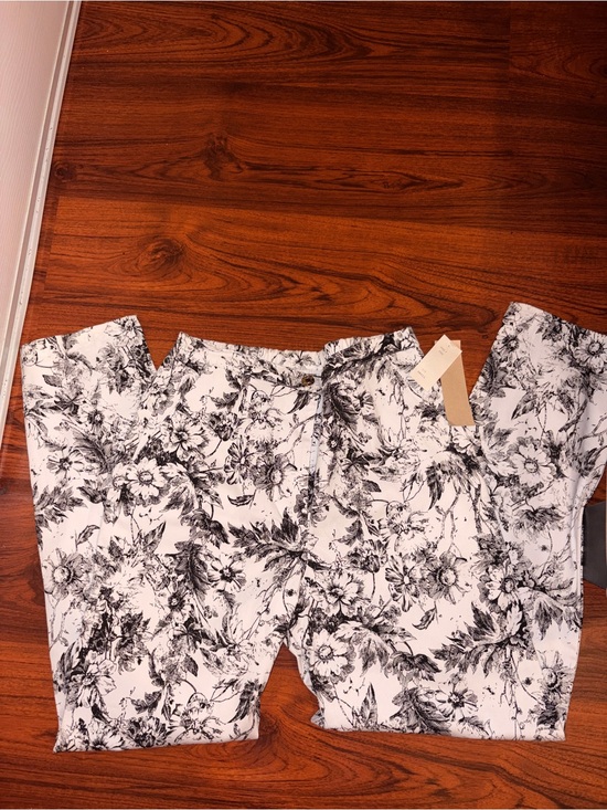 Impulse California Pants - Women's Black & White Floral Pull-On Pants